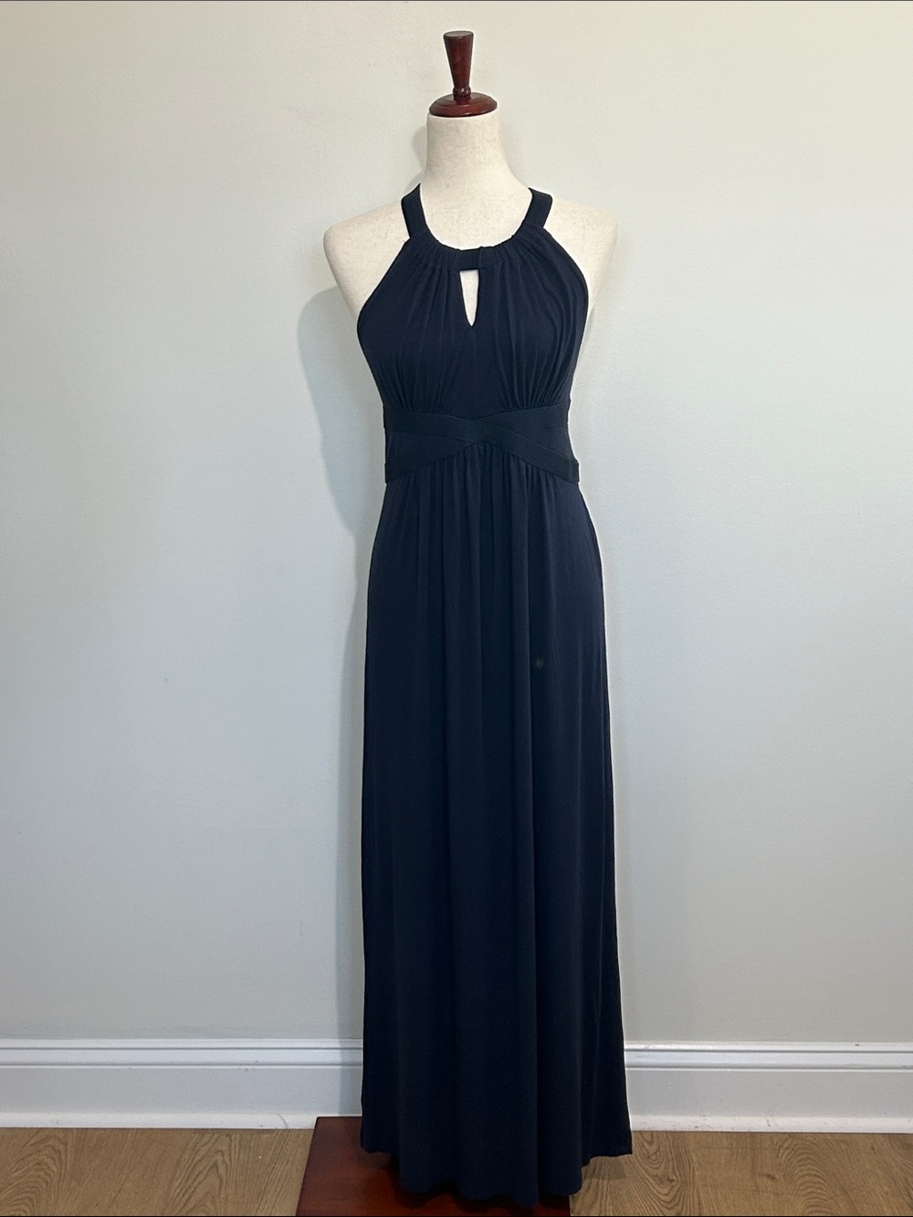 A Pea in the Pod Navy Knit Maternity Dress Size Medium